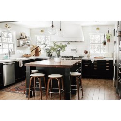 Μαύρα ντουλάπια κουζίνας: 9 υπέροχοι τρόποι για να τα βάλεις στην κουζίνα σου!
